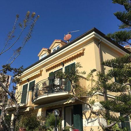 Appartamento Villa Rita A 100 M Dal Mare! Валекрозия Екстериор снимка